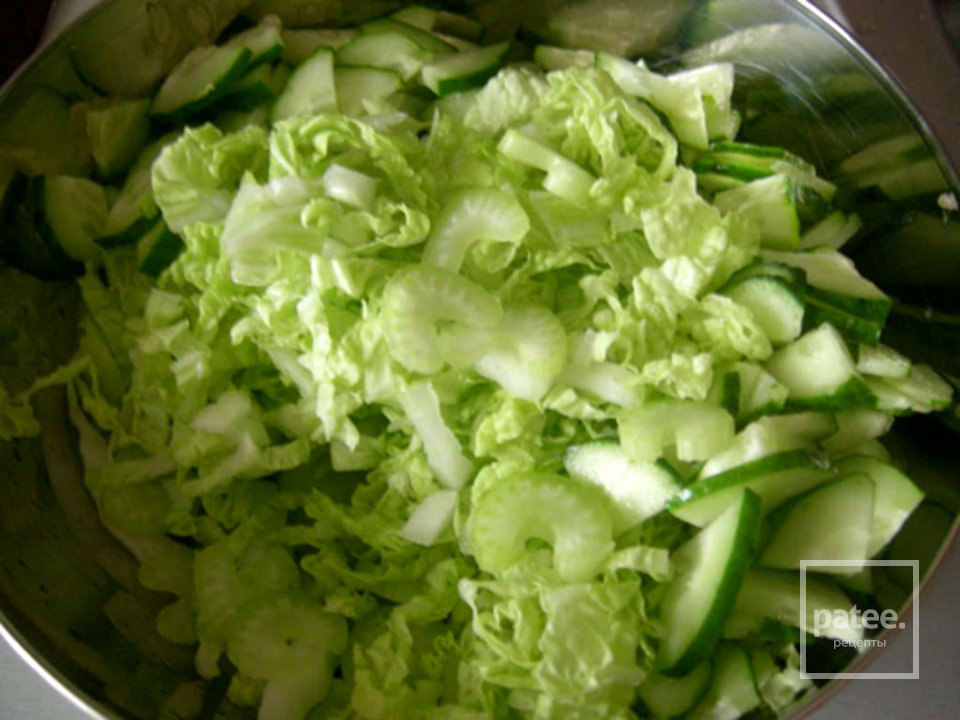 Салат из сельдерея (более рецептов с фото) - рецепты с фотографиями на Поварёэталон62.рф