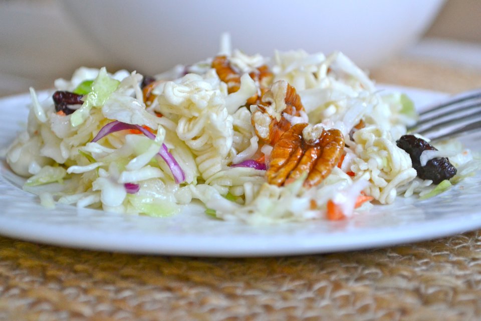 Салат капустный как в столовой с морковью рецепт фото