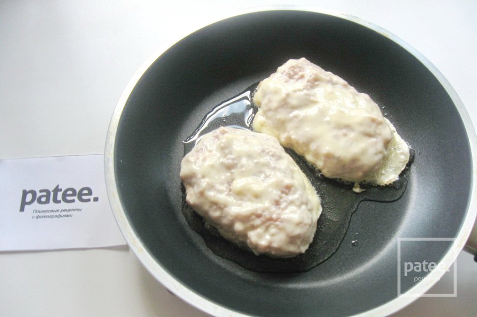 Котлеты в вафлях в кляре пошаговый рецепт с фото