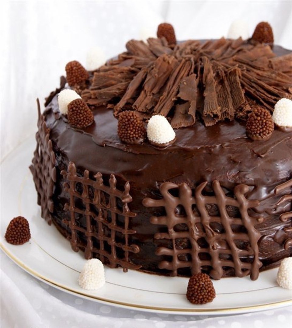 Как украсить торт шоколадом в домашних условиях фото