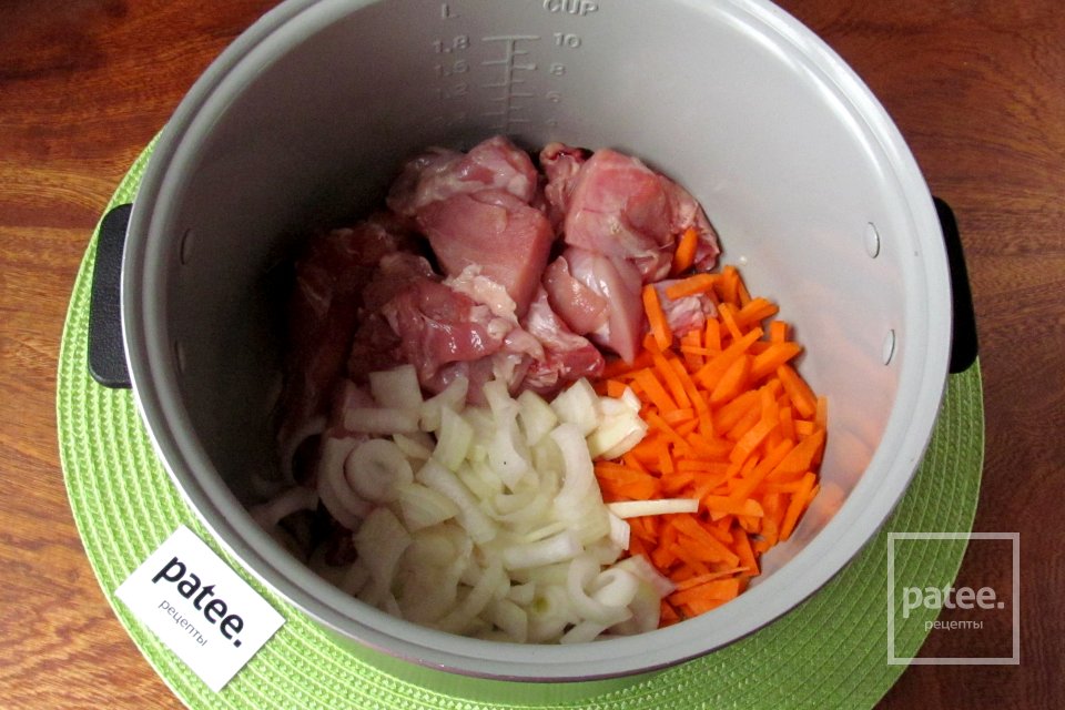 Кролик, тушеный с овощами в мультиварке — рецепт для мультиварки