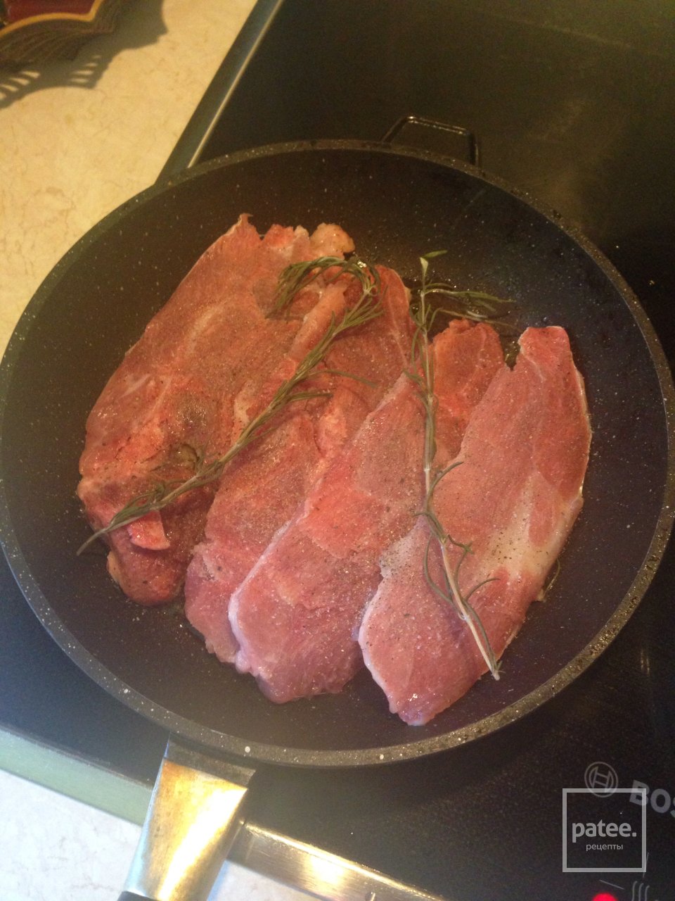 Мясо в брусничном соусе в духовке рецепт с фото