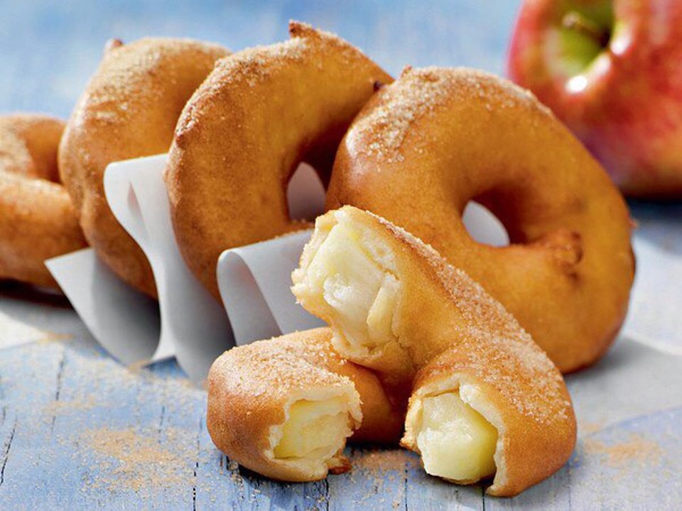 Яблочные кольца в тесте на сковороде рецепт с фото