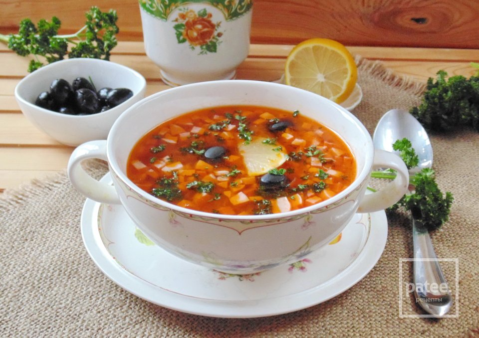 Суп «Солянка» с квашеной капустой – пошаговый рецепт приготовления с фото