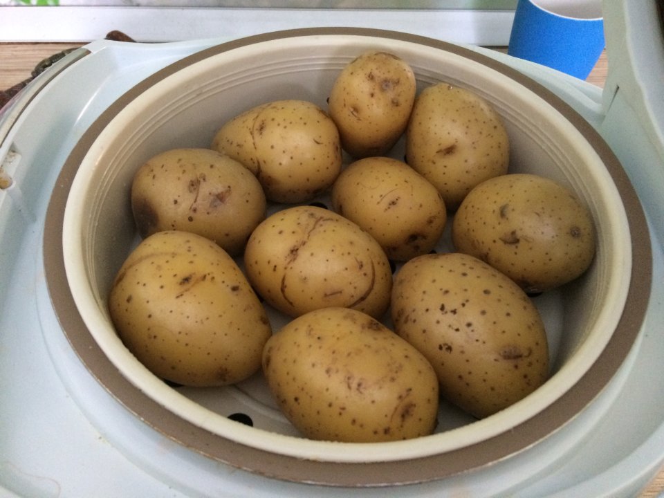 Картошка в скороварке с укропом: пошаговый рецепт с фото