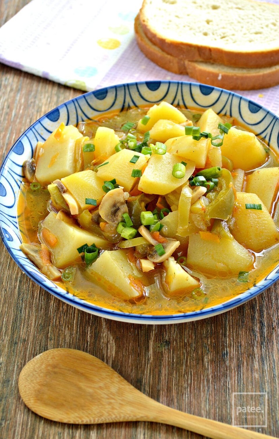 Картофель с грибами и болгарским перцем в мультиварке 👍🏼 - рецепт для  мультиварки - Patee. Рецепты