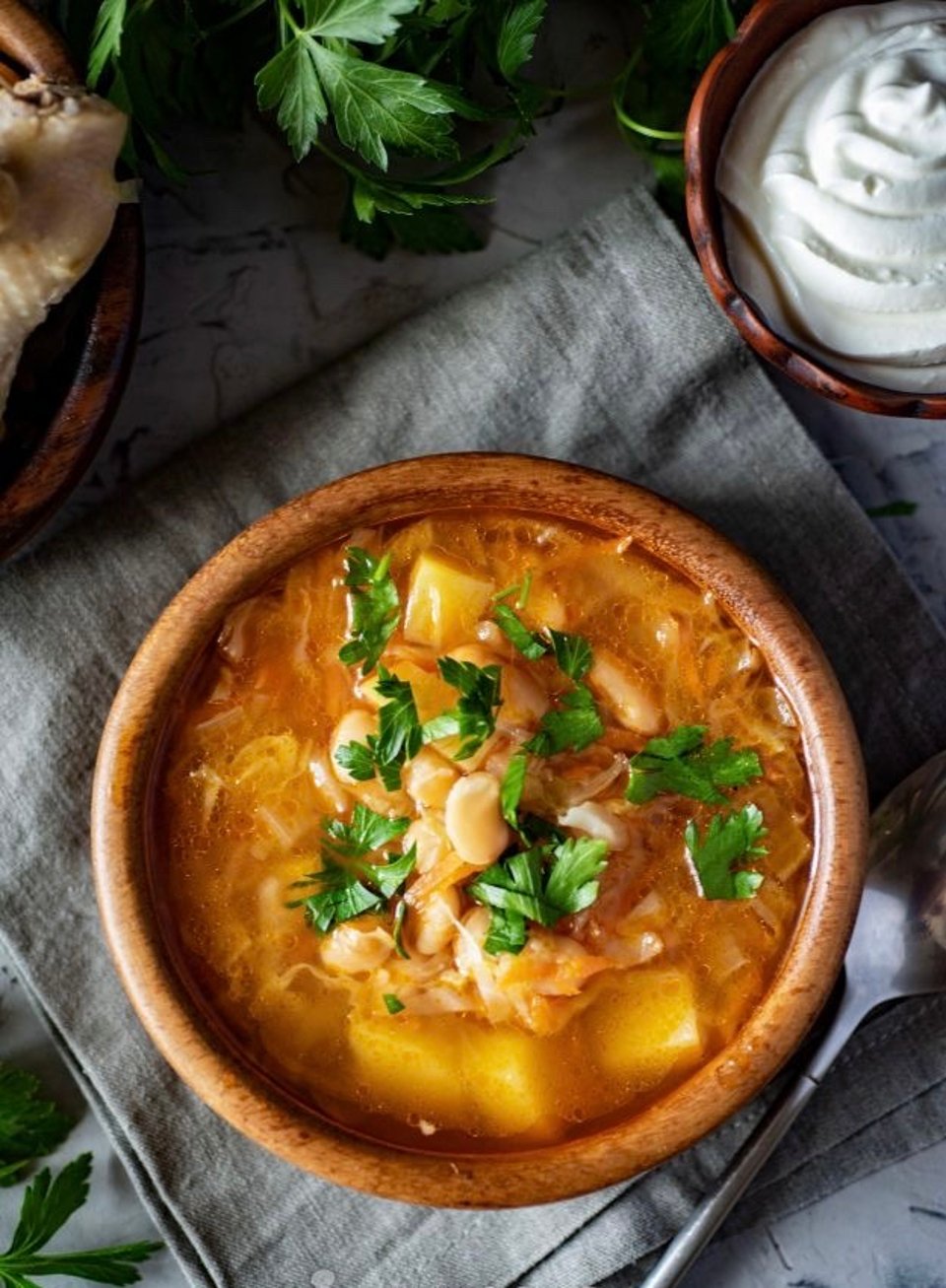 Щи с консервированной фасолью и свежей капустой 🍲 - рецепт с фотографиями  - Patee. Рецепты